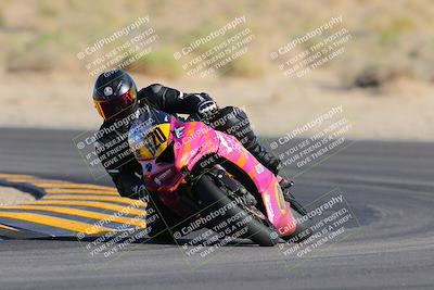 media/Oct-29-2022-CVMA (Sat) [[14c0aa3b66]]/Race 9 Amateur Supersport Middleweight/